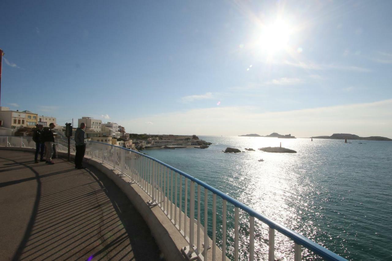 Stud Terras Ville Corniche 2 Pers Stat Gratuit Rue Modif Suivt Possib Et Accord Exclusif Marselha Exterior foto