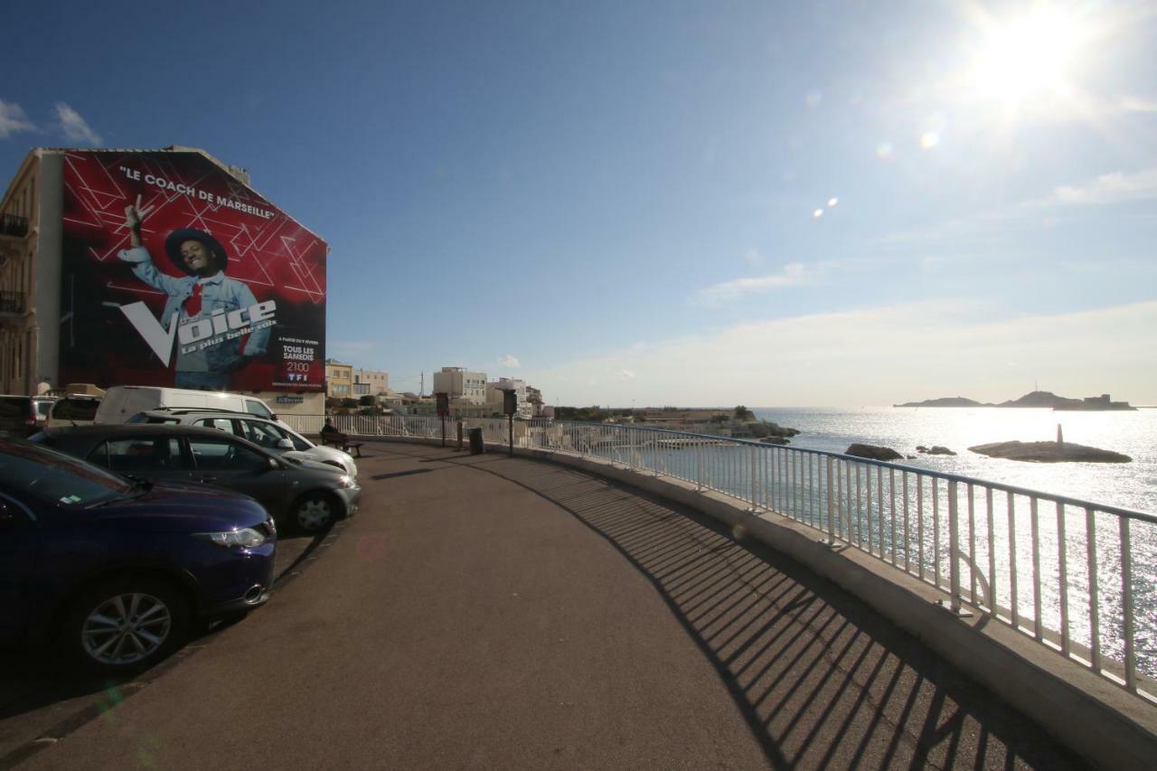 Stud Terras Ville Corniche 2 Pers Stat Gratuit Rue Modif Suivt Possib Et Accord Exclusif Marselha Exterior foto